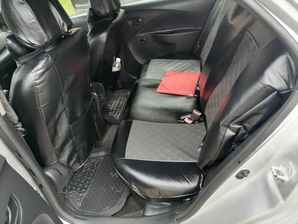 TOYOTA YARIS BERLINE