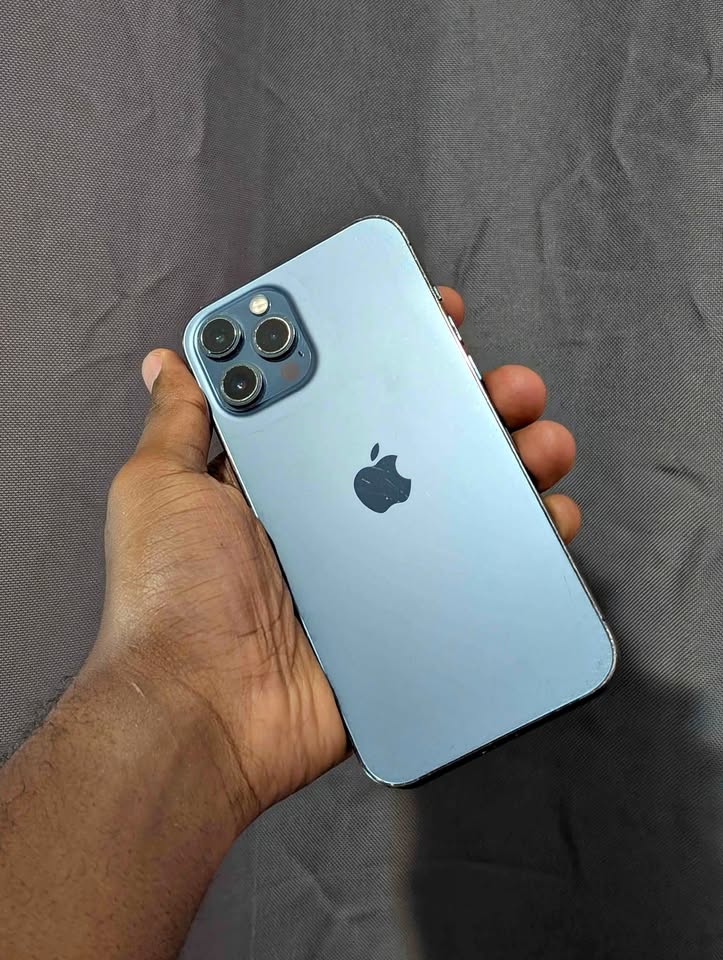 iPhone 12 pro max 128 go tout original 🔥