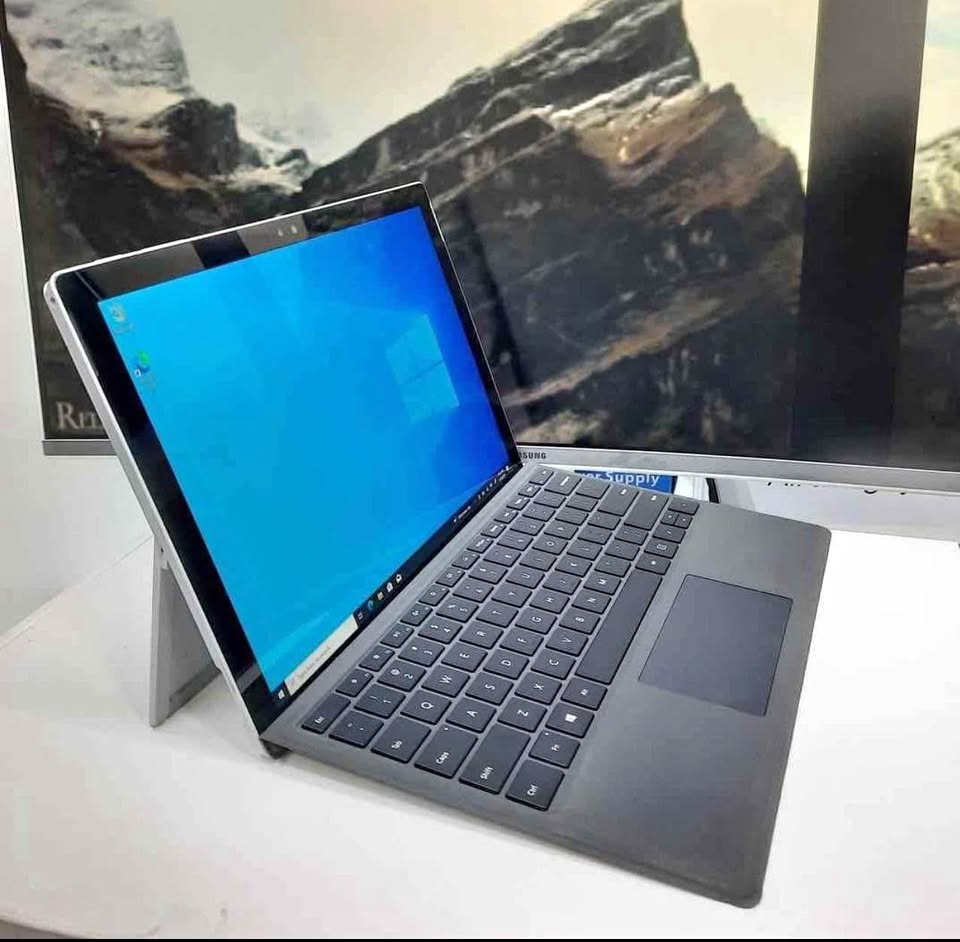 SURFACE PRO 4 core i5