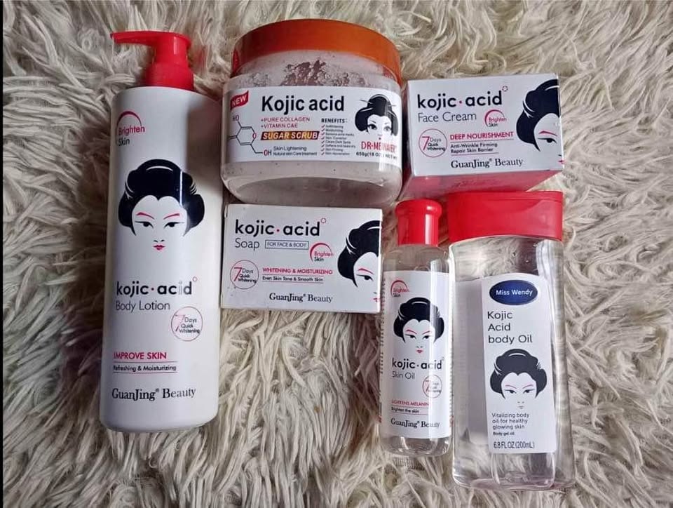  Gamme de soins visage et corps au kojic pour un éclaircissement bio tout en réparant l’épiderme