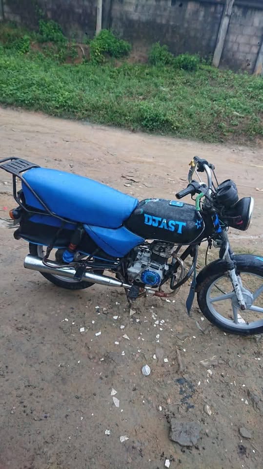 2023 Moto bajaj bajaj